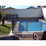 cercas removível na piscina Vila Noca