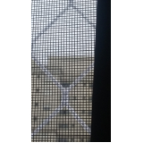 tela mosquiteiro com velcro na Vila do Encontro